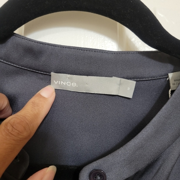 Vince NWT Long sleeve Button Front Silk blouse. - Picture 8 of 14